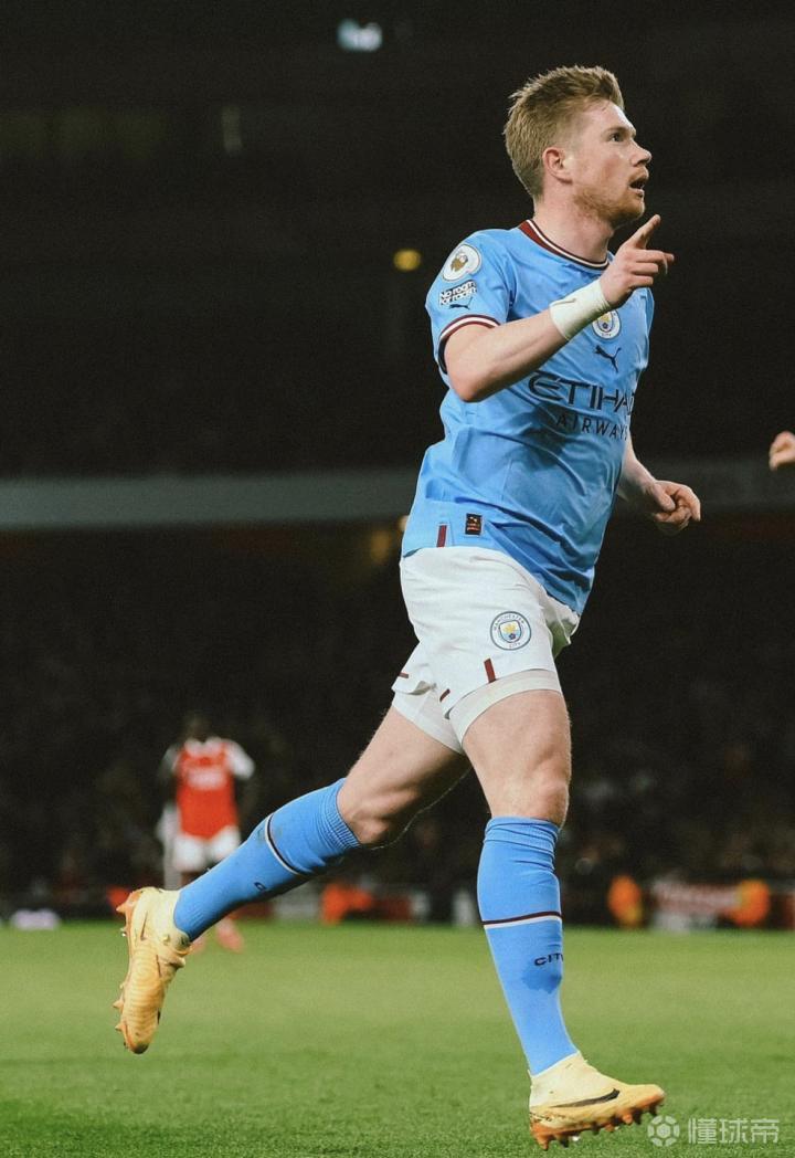 德扑翻前：4-Bet 强力施压的战术价值。（德州扑克翻前：4-Bet 强势施压的战略意义）